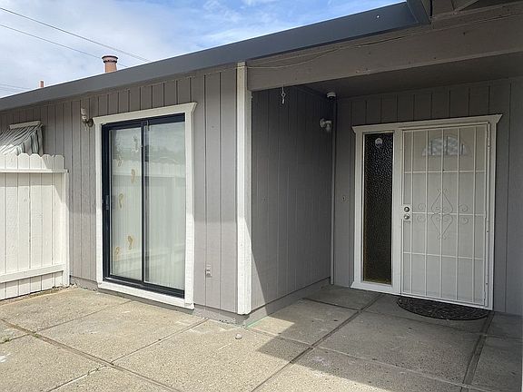 2nd image of 2301 Wyda Way