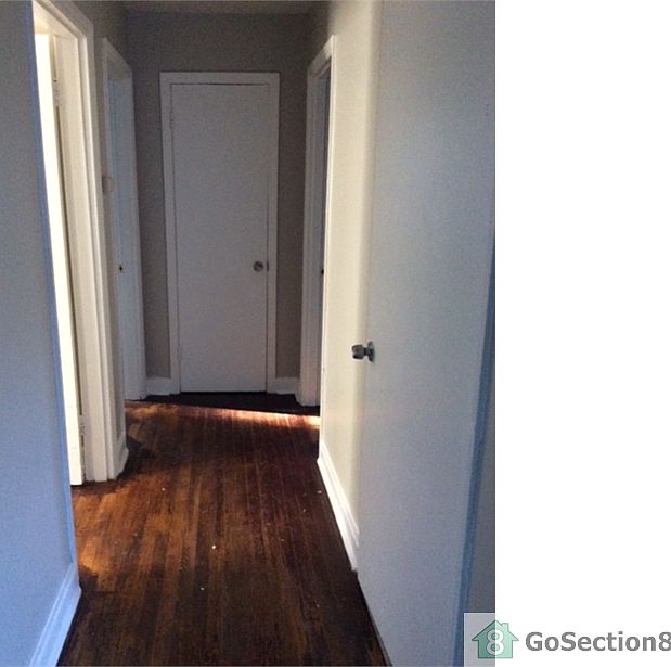 2nd image of 1930 Terrybrook Ln #2