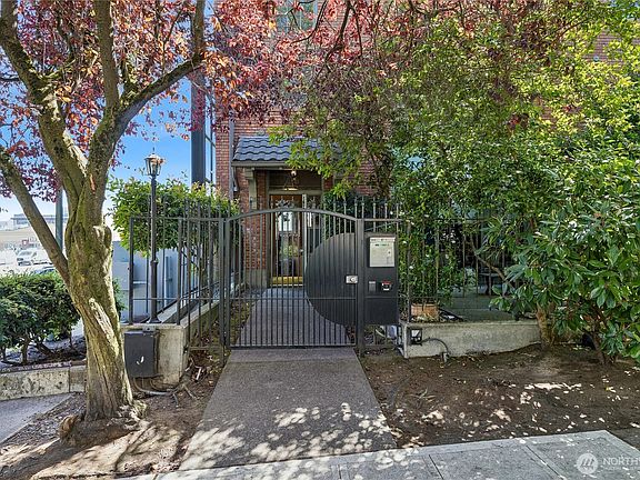2nd image of 1406 Harvard Avenue #106