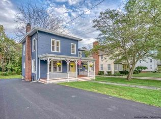 5 Cedar St, Saugerties, NY 12477