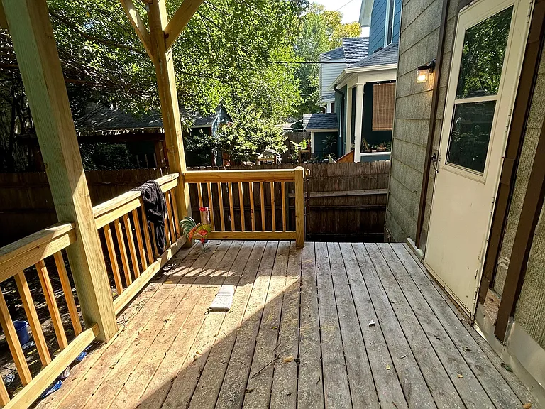 217 N Livingston St — Photo 2