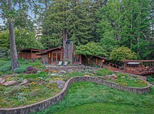 2152 Coffee Ln, Sebastopol, CA 95472