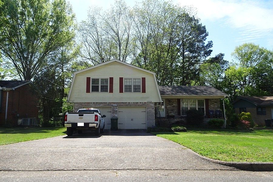 1st image of 11208 Dellcrest Dr SE