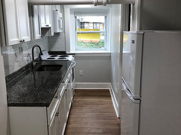 2nd image of 248 Washington St #14