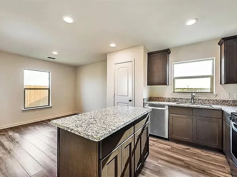 13813 Musselshell Dr — Photo 7