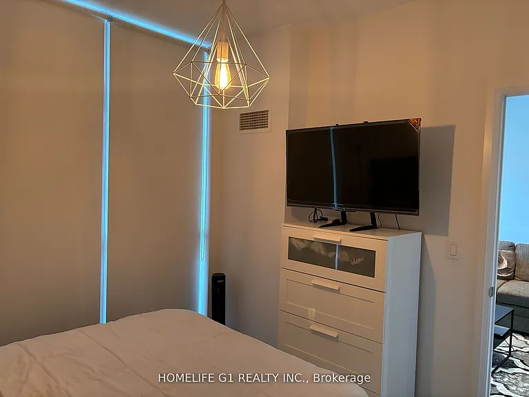 65 Speers Rd #318 — Photo 20