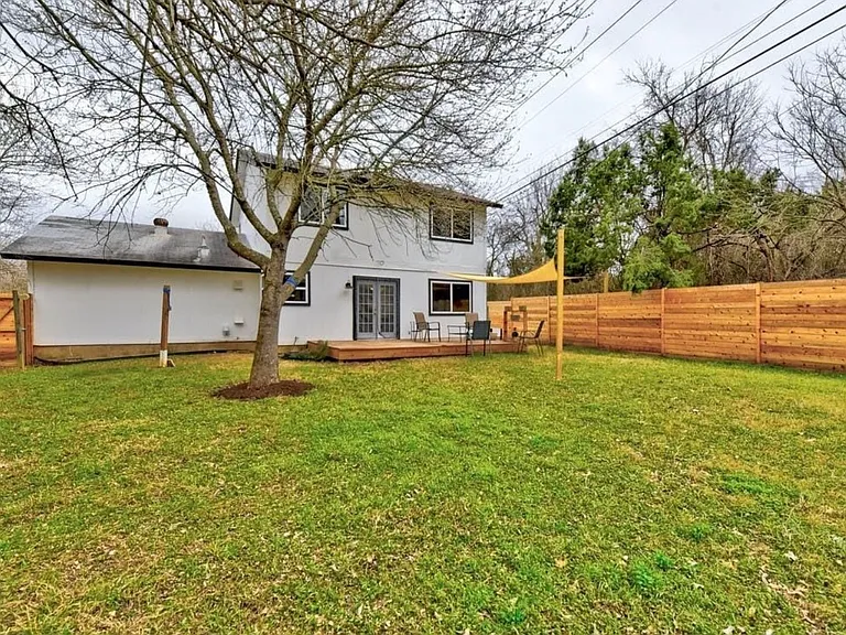 8502 Caspian Dr — Photo 7