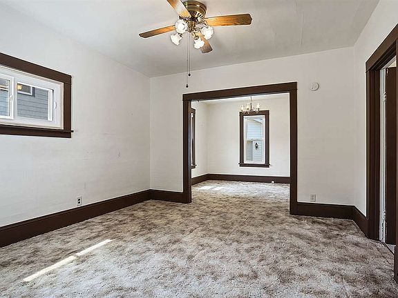 Alt view of Living room