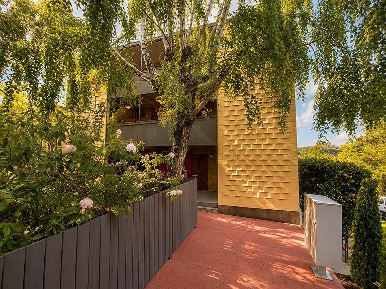 Barrett Square Apartments: Your Ideal Urban Home — Photo 32