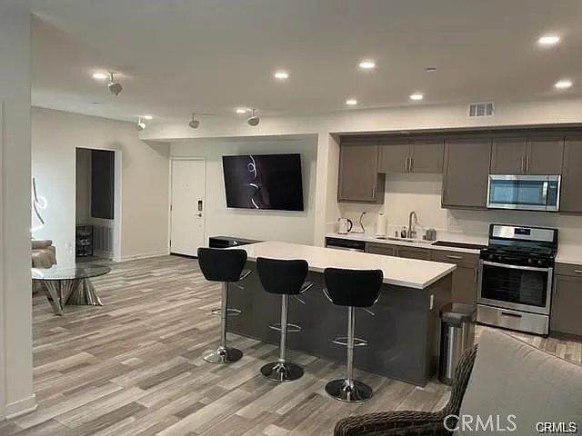 11068 Cabana Dr — Photo 2