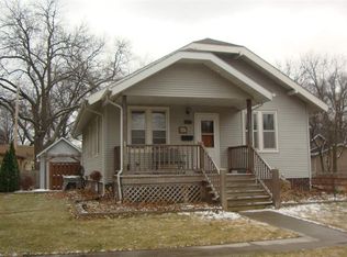 431 E 11th St, Crete, NE 68333