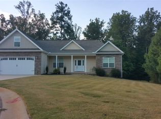 220 Essex Ct, Boiling Springs, SC 29316