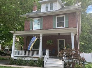 3122 Leverett St, Alton, IL 62002