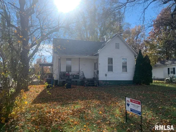927 Freedman St, Jacksonville, IL 62650