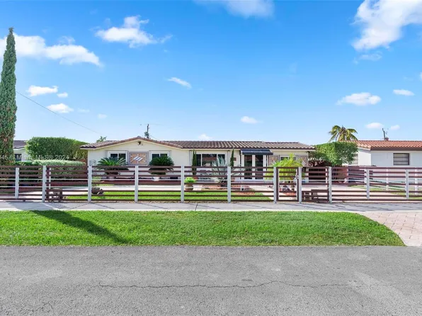 2904 SW 92nd Ct, Miami, FL 33165