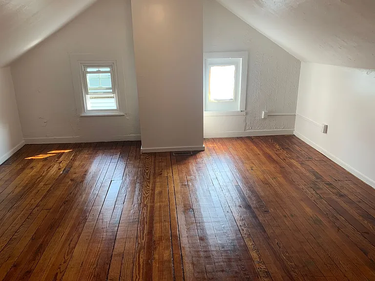 620 Company St — Photo 26