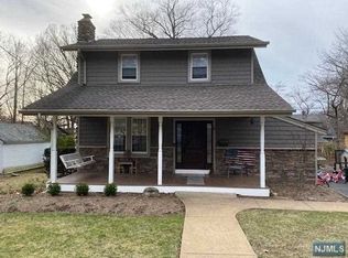 8 Forest Ave, Montvale, NJ 07645