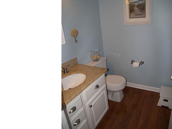 2nd image of 1784 W Idlewood Dr