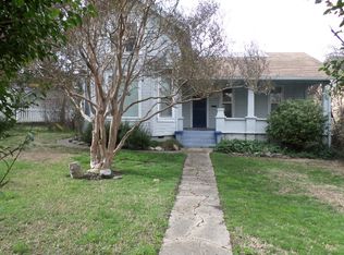 253 8th St, Ashland, OR 97520