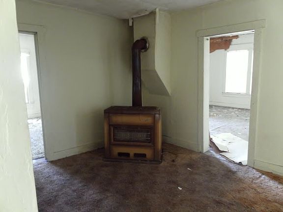 5th image of 227 Washington Ave