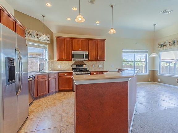5th image of 2316 Festival Park Ln
