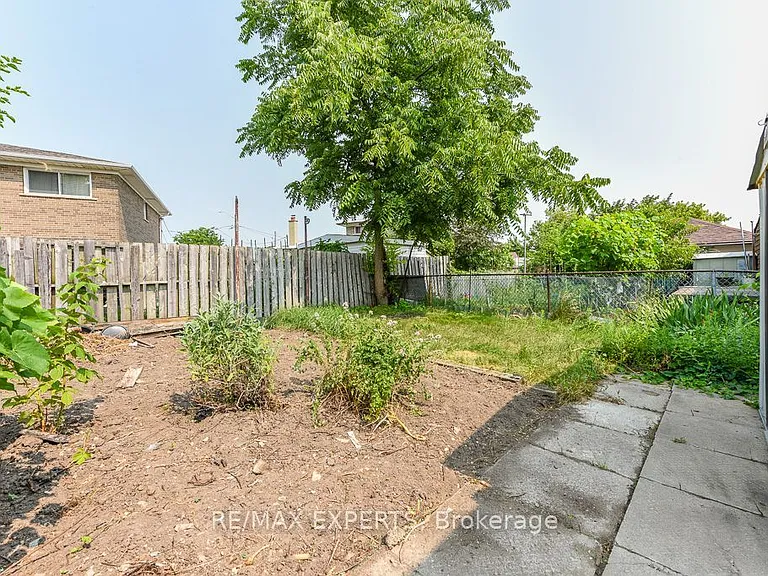 22 Rubydale Gdns — Photo 19
