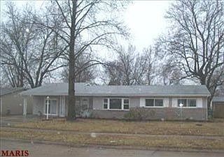 5th image of 1490 Flicker Dr