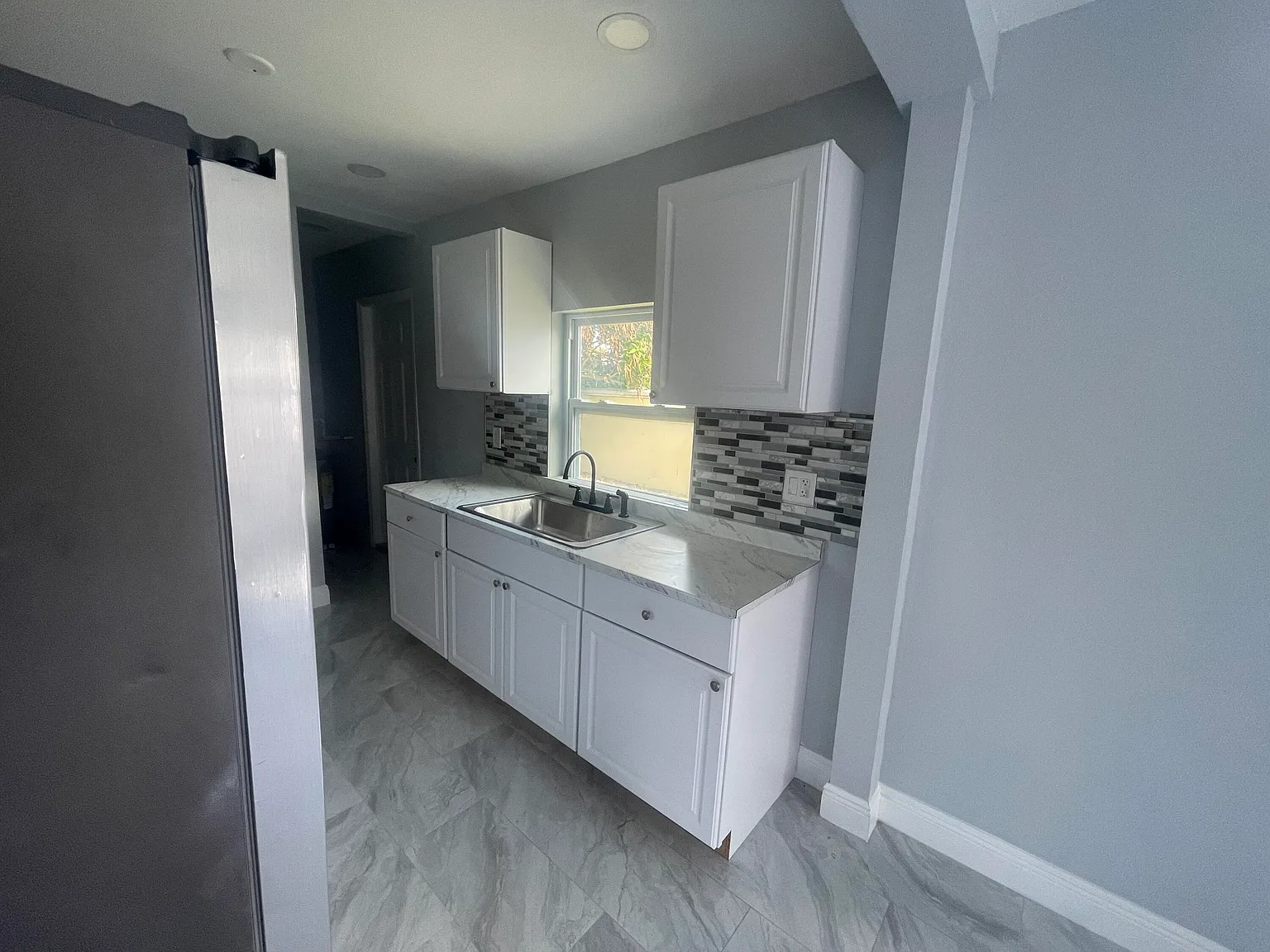 1 bed, 1.0 bath, 826 sqft, $775 — Photo 4