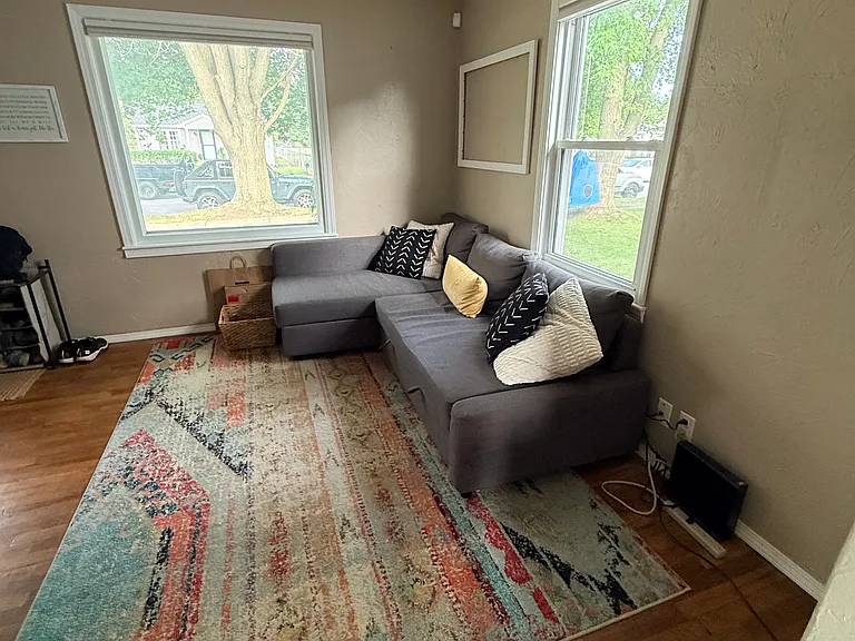 348 S Brook Ave — Photo 4
