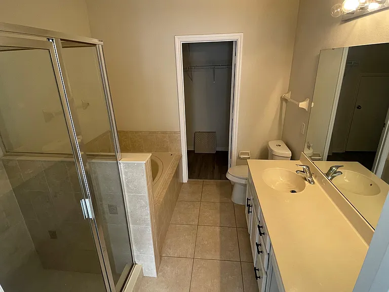1012 Honey Blossom Dr — Photo 2
