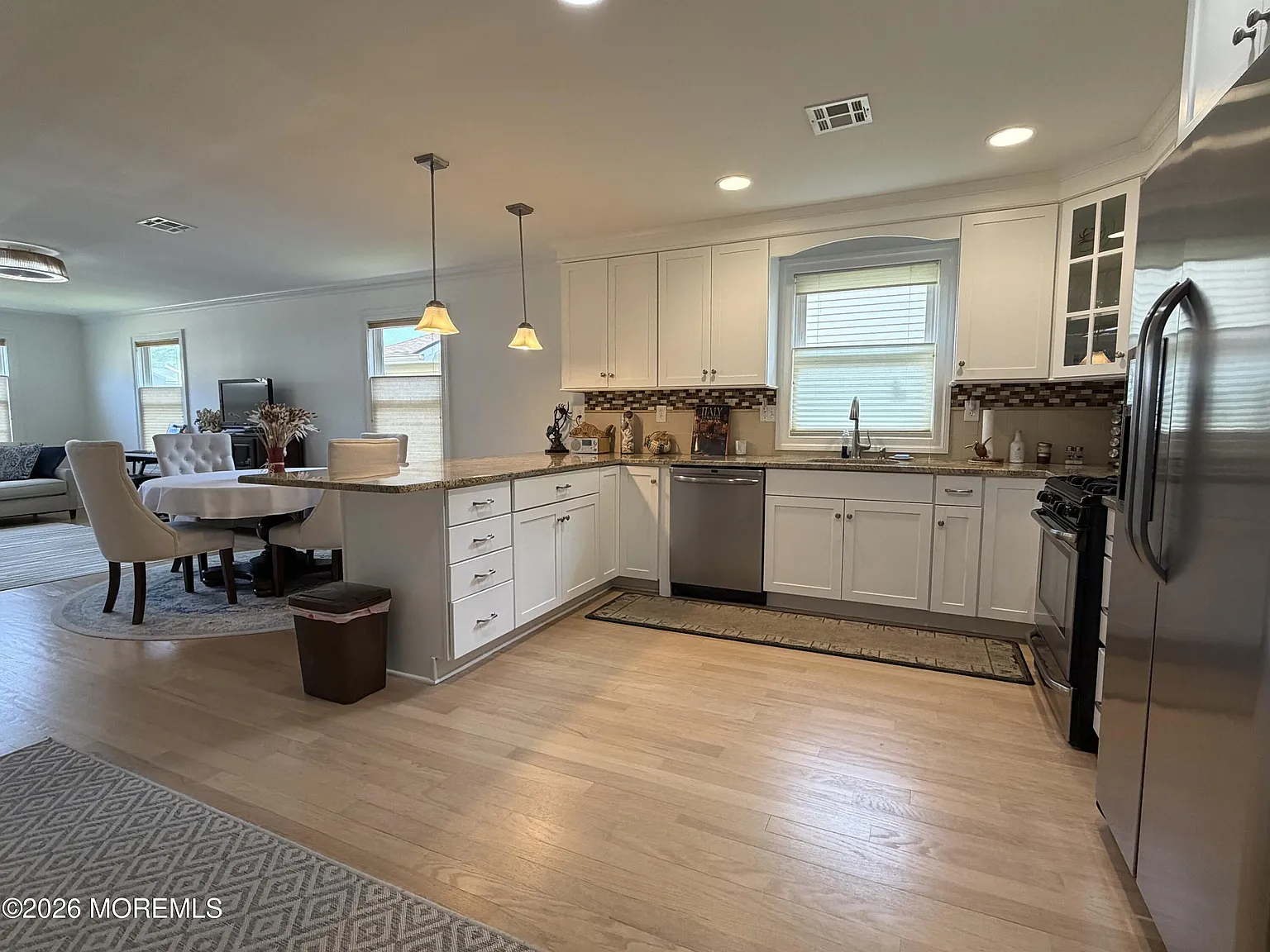 2 bed, 1498 sqft, $2,800 — Photo 4
