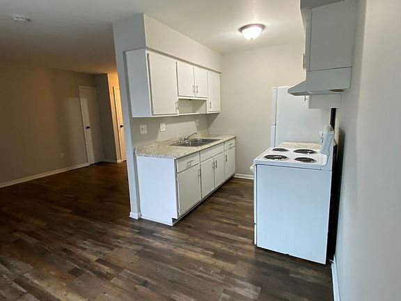 4th image of 6635 Wolf Creek Pike APT J
