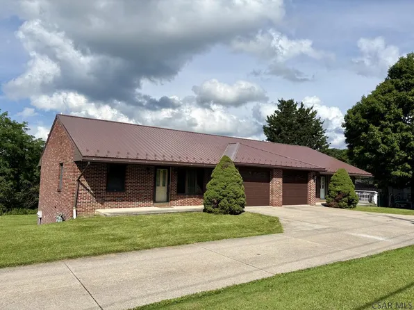 2837 Bedford St #1, Johnstown, PA 15904