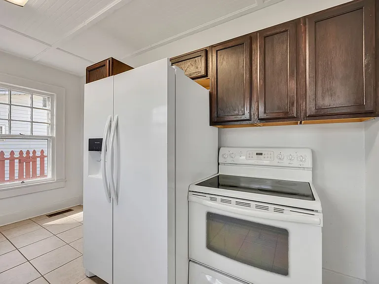 156 Greens Lake Rd — Photo 10