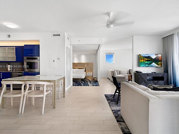 2nd image of 3101 Bayshore Dr #1102