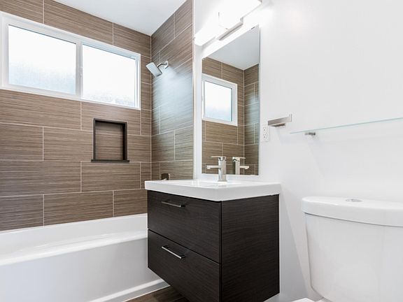 4th image of 3444 Vinton Ave #1