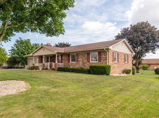 57 Skyline Ave, Stuarts Draft, VA 24477