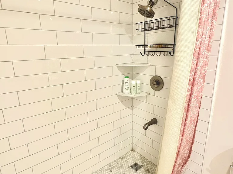 419 Keoniana St #1205A — Photo 27