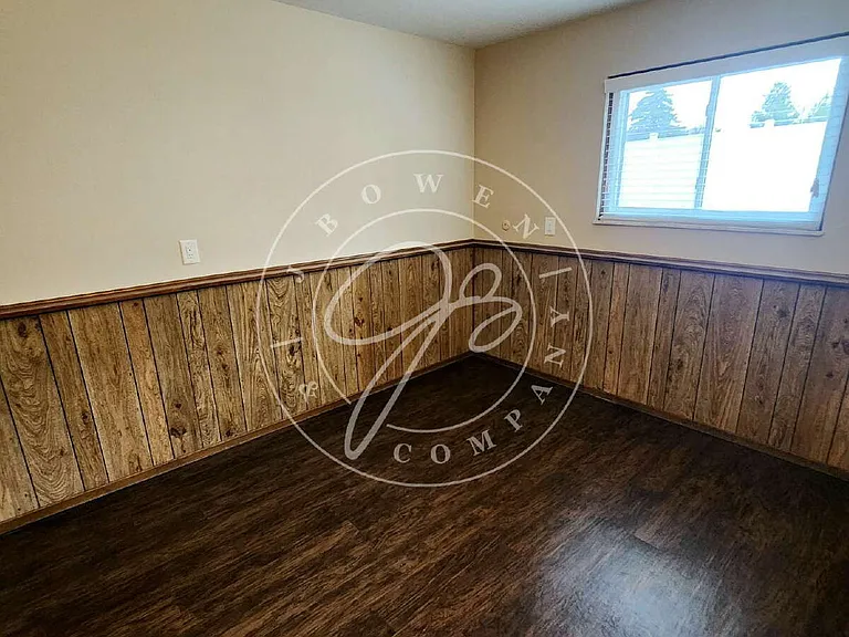 9450 Millcroft Rd — Photo 24