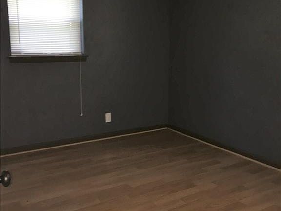 5th image of 1347 W 38th St