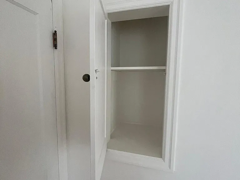 Bedroom Mini Closet