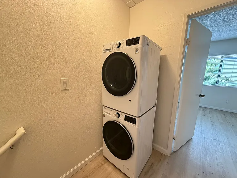 3465 Los Mochis Way — Photo 14