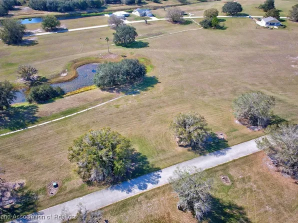 1449 Blue Heron Dr, Sebring, FL 33876