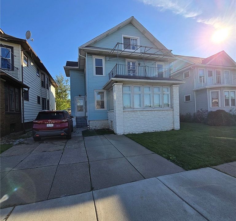 1st image of 217 Hartwell Rd