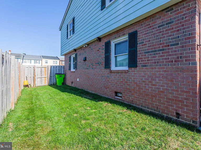 2409 Kilpatrick Pl — Photo 35