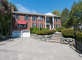 521 E 46th Pl, Anchorage, AK 99503