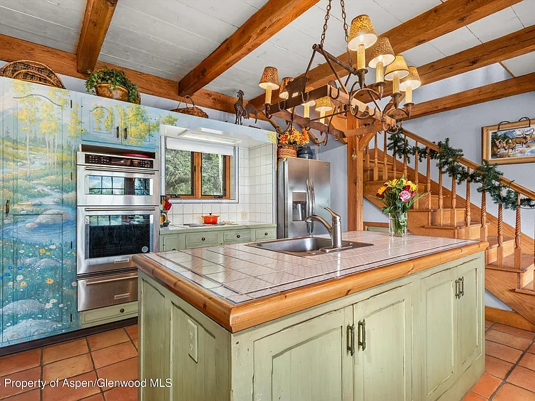 927 Red Mountain Rd — Photo 14
