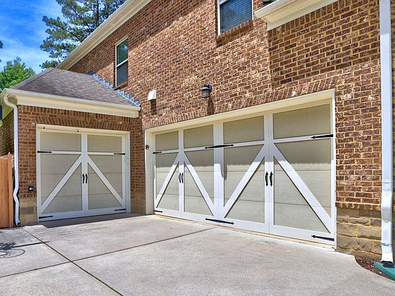 3rd image of 640 Maddie Way