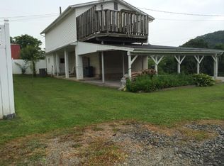 820 Spruce Ave NW, Norton, VA 24273