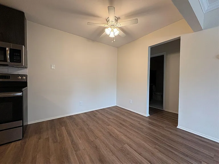 810 Plate St #203 — Photo 8